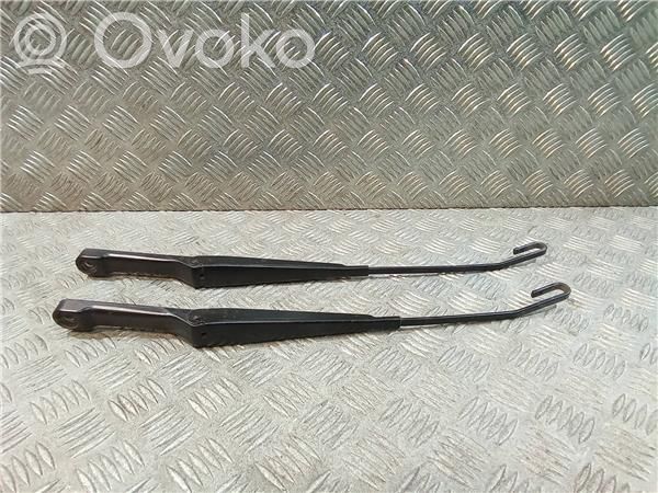 Mercedes-Benz ML W163 Brazo del limpiaparabrisas delantero
