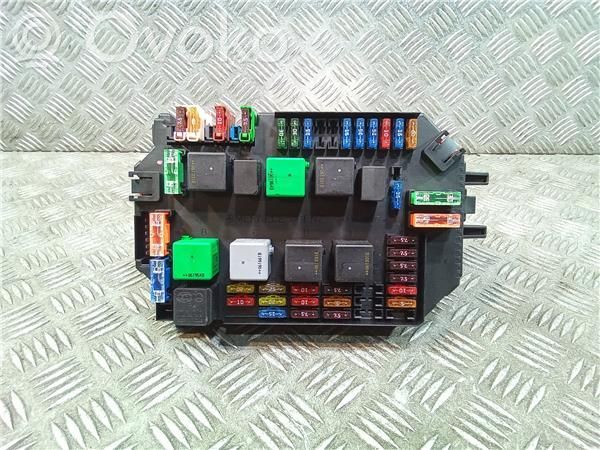 Mercedes-Benz S W221 Module de fusibles