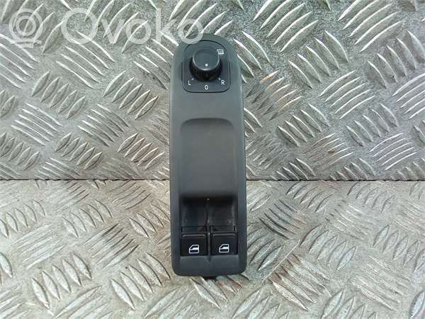 Volkswagen Golf VI Electric window control switch 