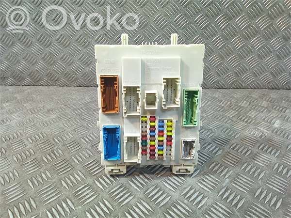 Ford C-MAX II Modulo fusibile 