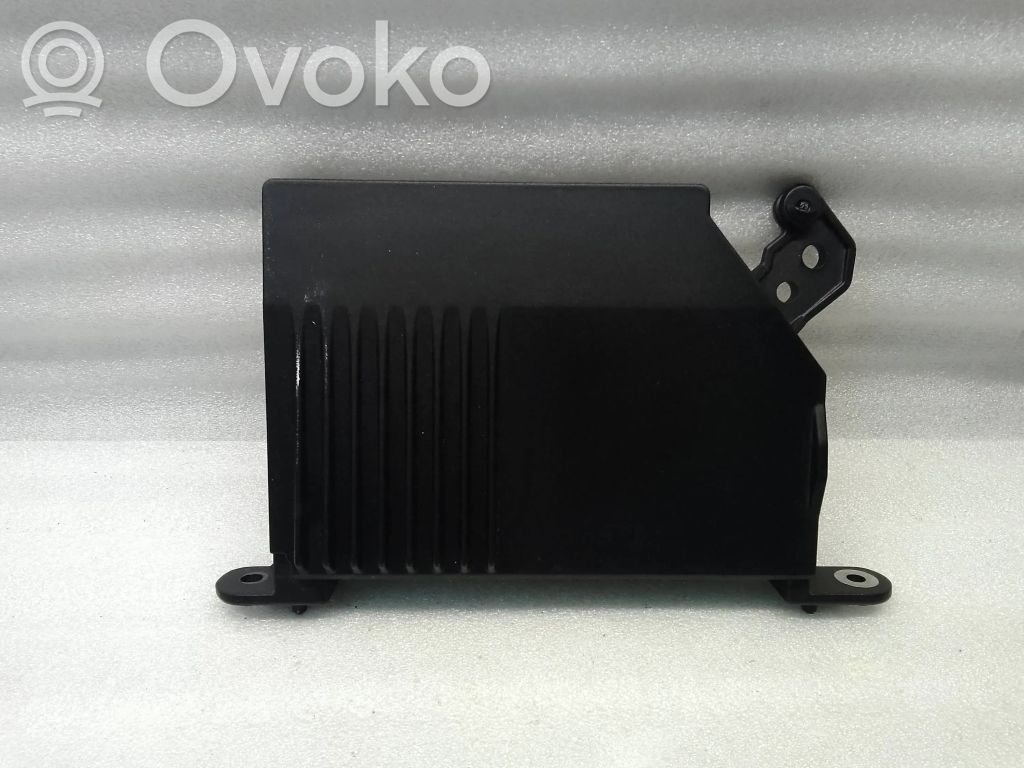 Volvo S60 Wzmacniacz audio 