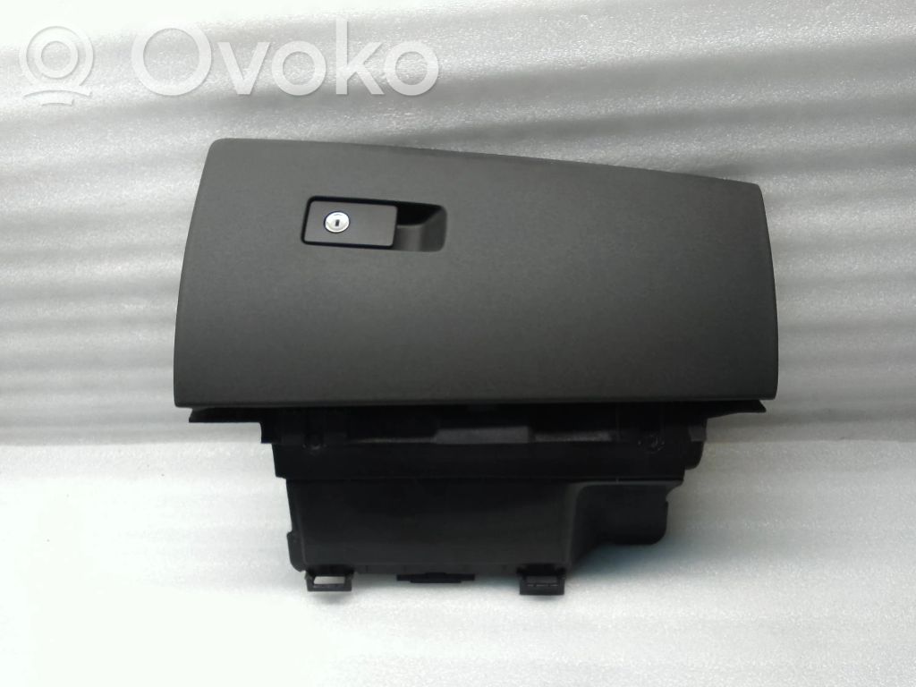 Guantera   39807244