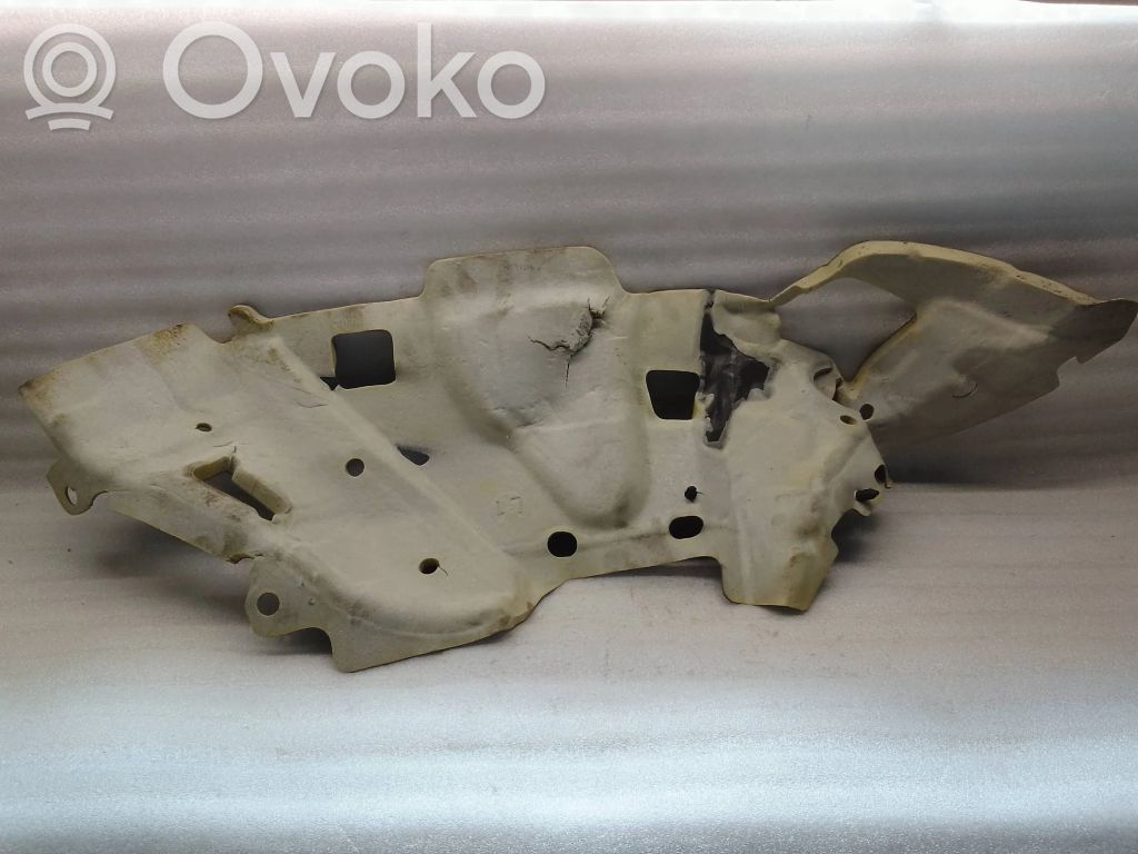 Volvo XC60 Osłona górna silnika 