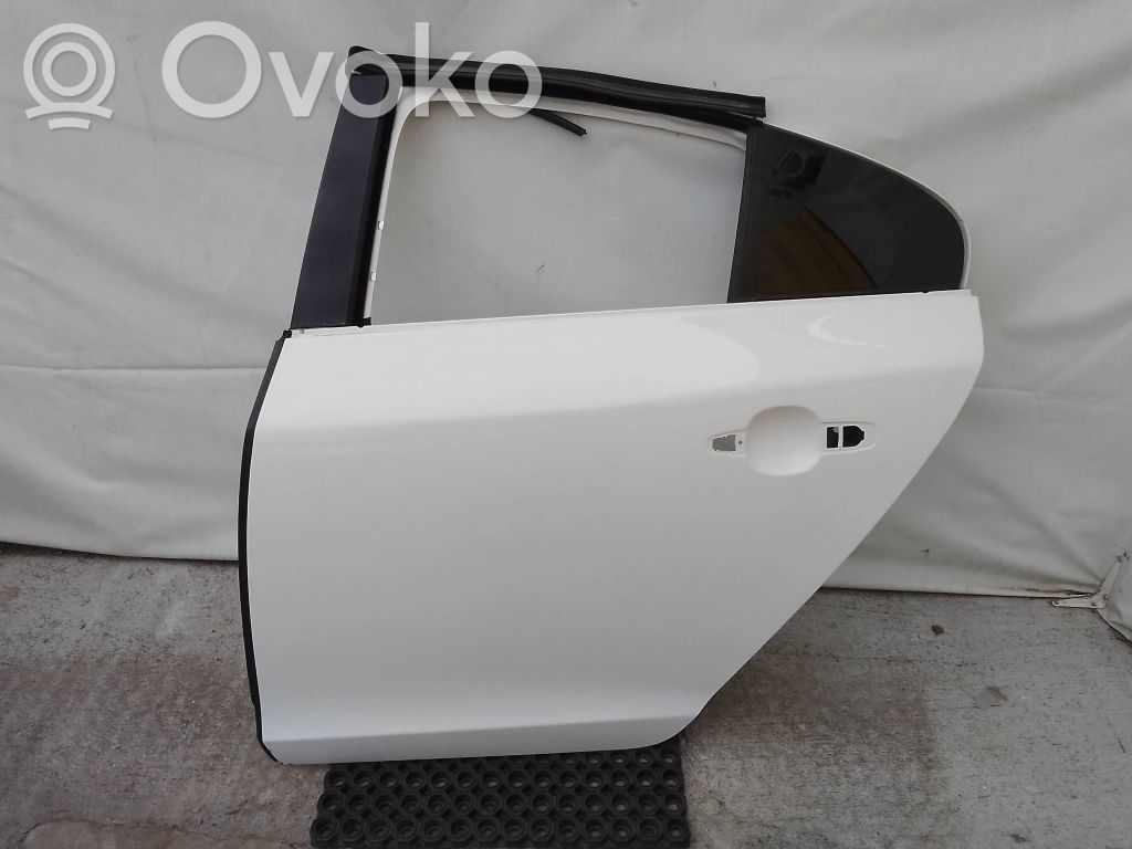 Volvo S60 Galinės durys 
