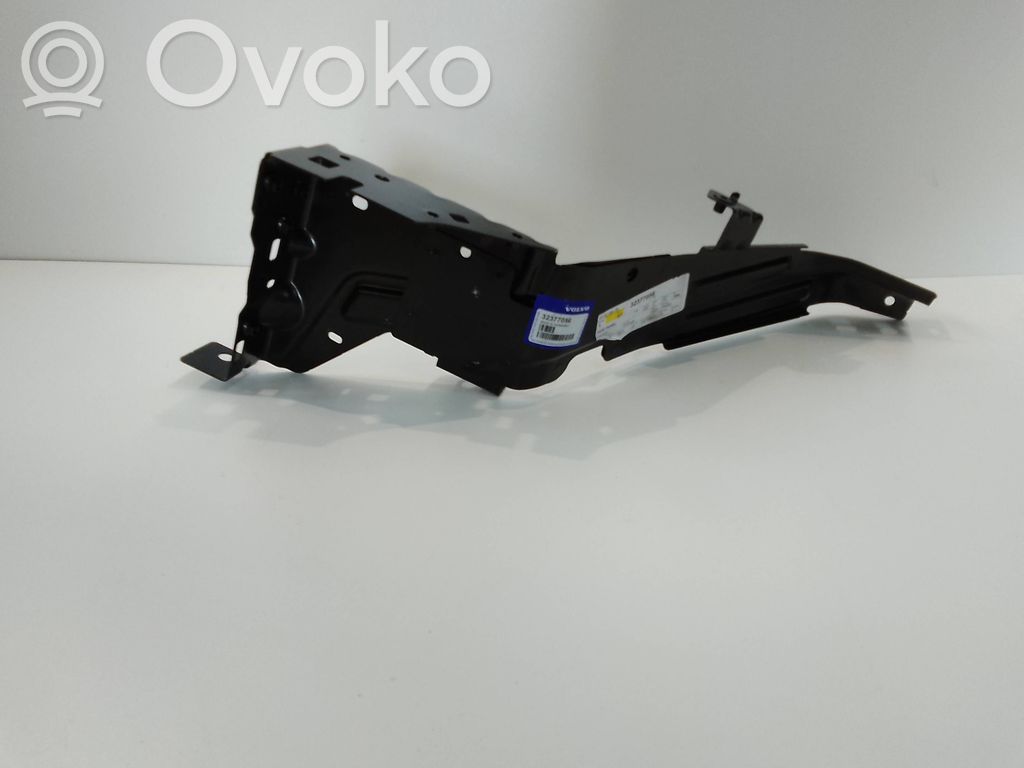 Volvo XC40 Top upper radiator support slam panel 