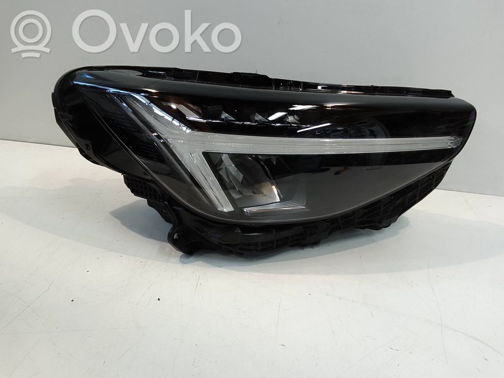 Volvo XC40 Headlight/headlamp 