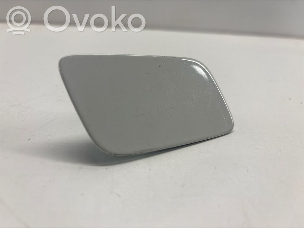 Volvo XC60 Dysza spryskiwacza lampy przedniej 