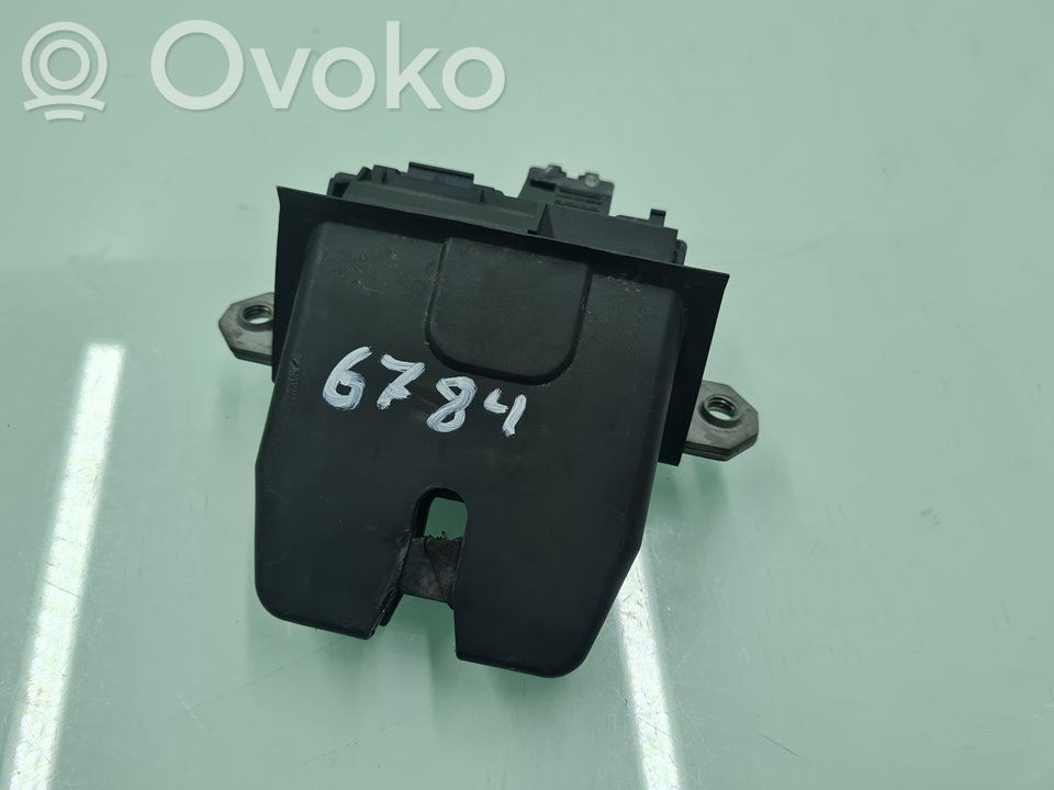 Tailgate lock latch   8M51R442A66DB