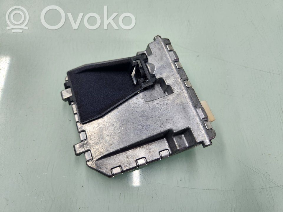 Other control units/modules   GML8HL