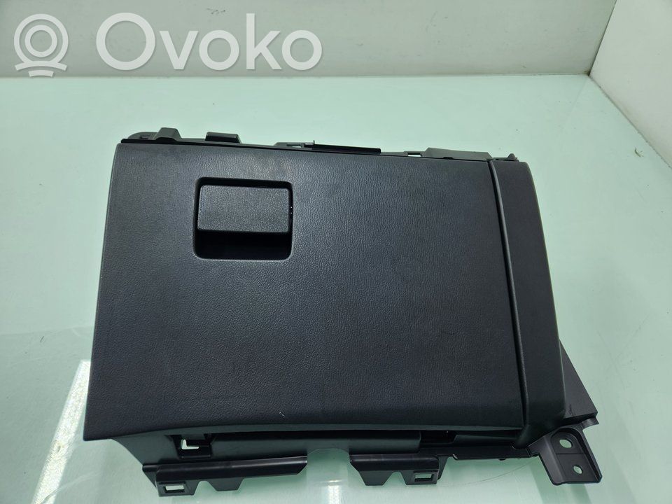 Guantera   KB7W64261