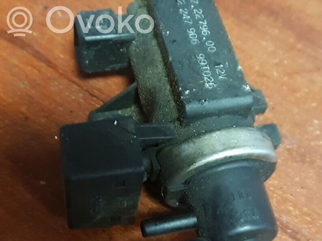 Solenoīda vārsts   2247906