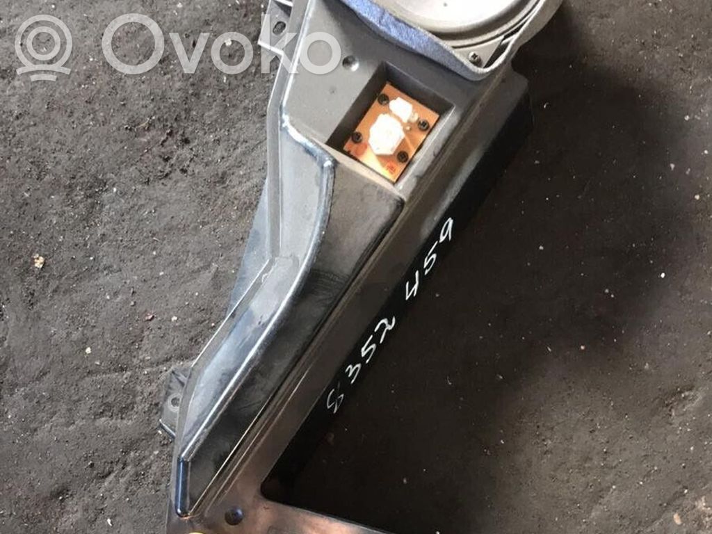 BMW 7 E38 Altavoz de la puerta trasera 