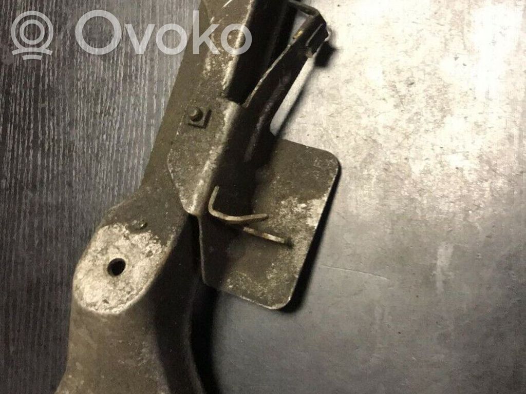 BMW 3 E46 Gearbox mounting bracket 
