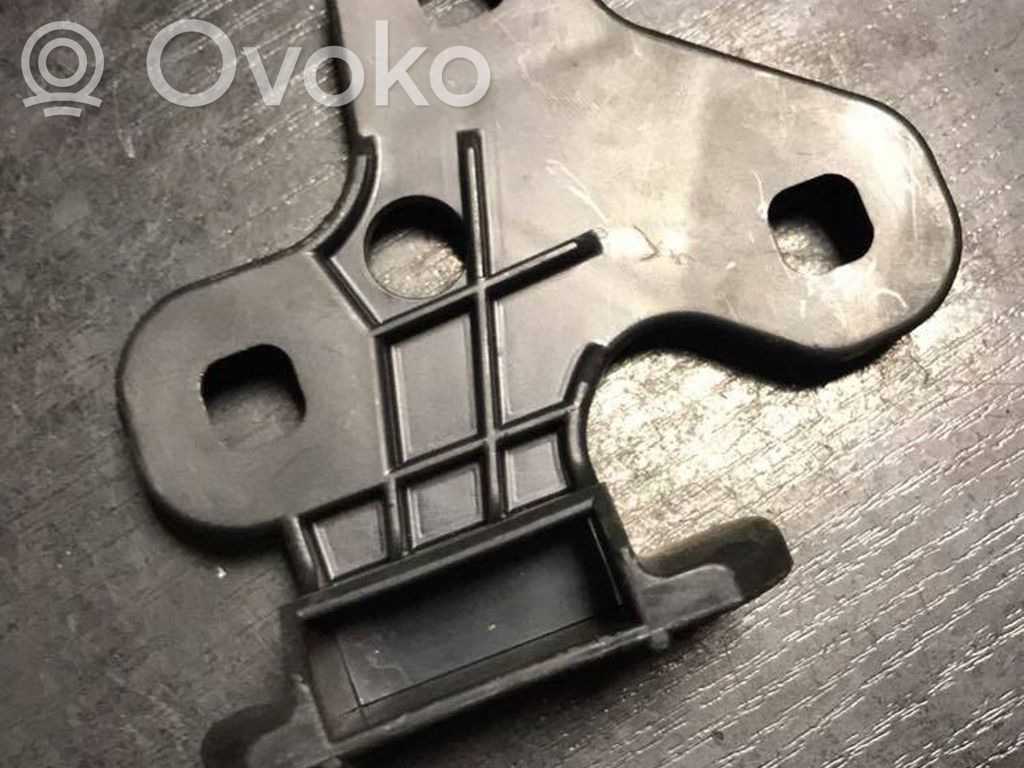 BMW 7 E38 Front bumper mounting bracket 