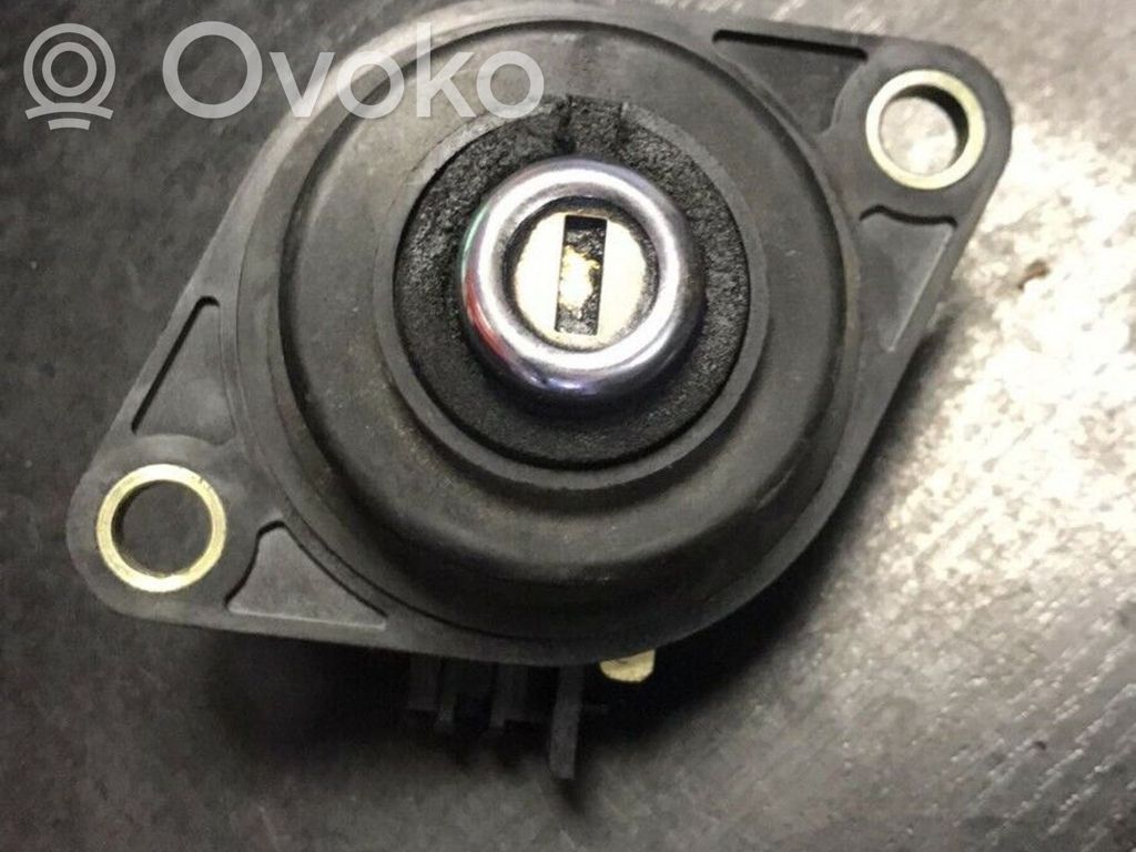 BMW 7 E38 Tailgate/trunk/boot lock/catch/latch 