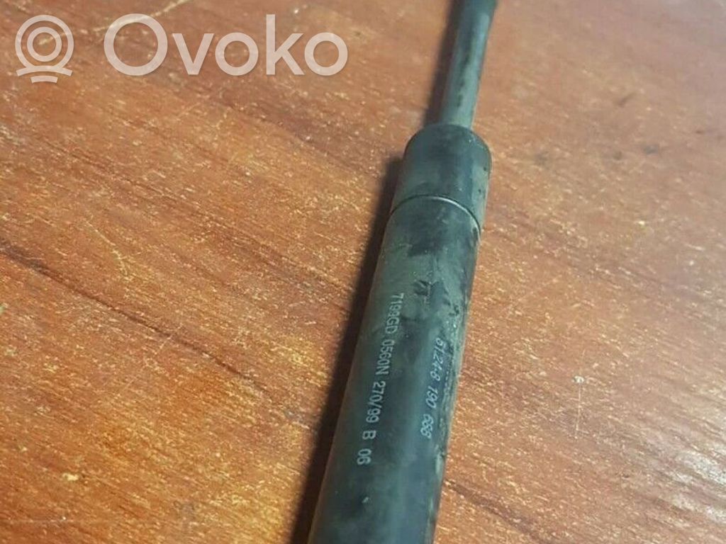 BMW 5 E39 Rear window strut damper 