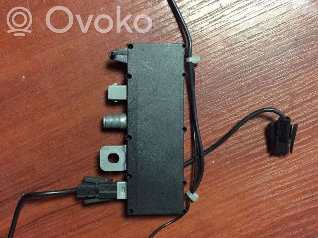 Antenos valdymo blokas   8352499