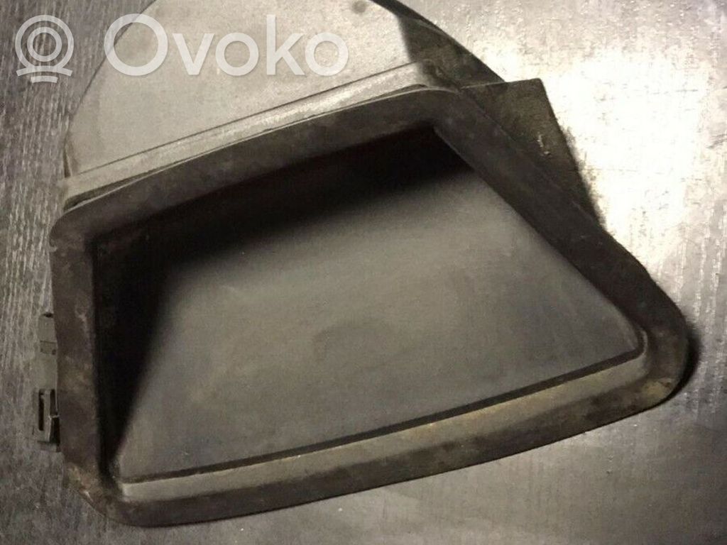 BMW 7 E38 Third/center stoplight 