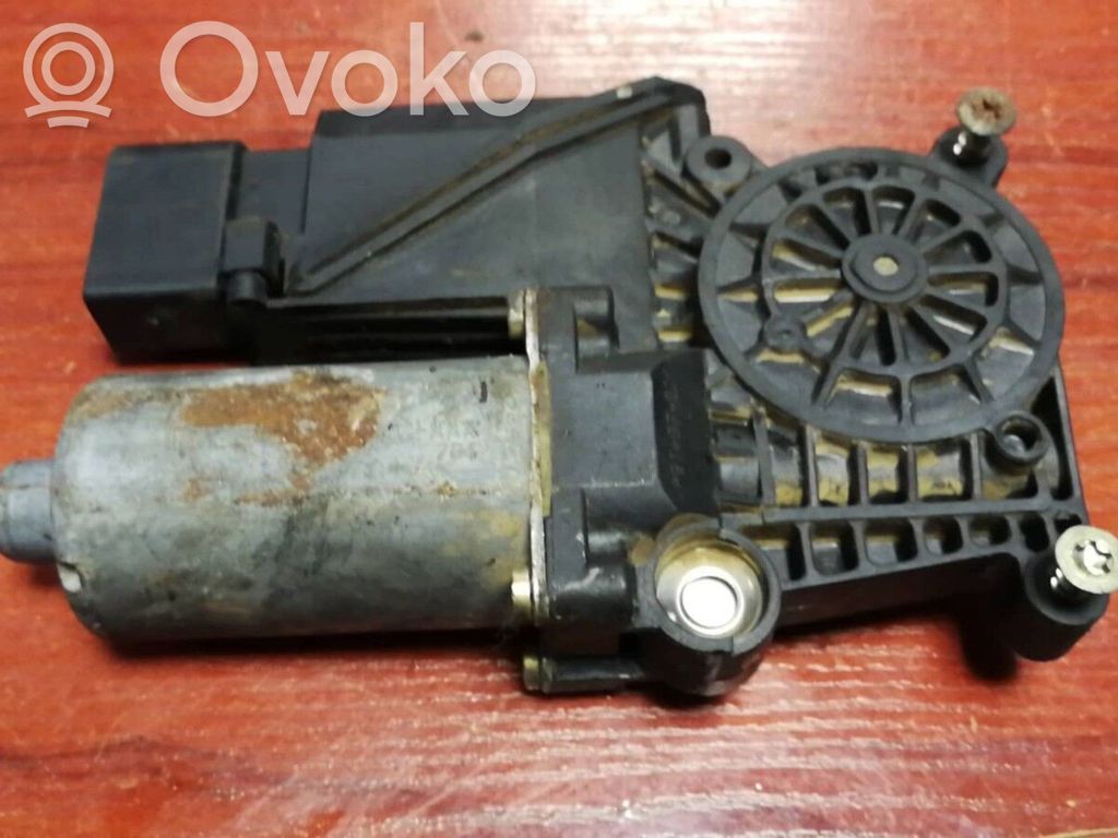 Mercedes-Benz A W168 Silnik regulatora szyby drzwi przednich 