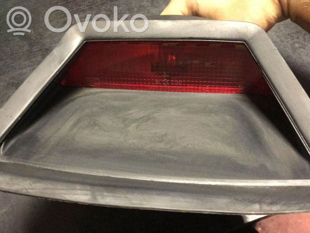 BMW 7 E38 Third/center stoplight 
