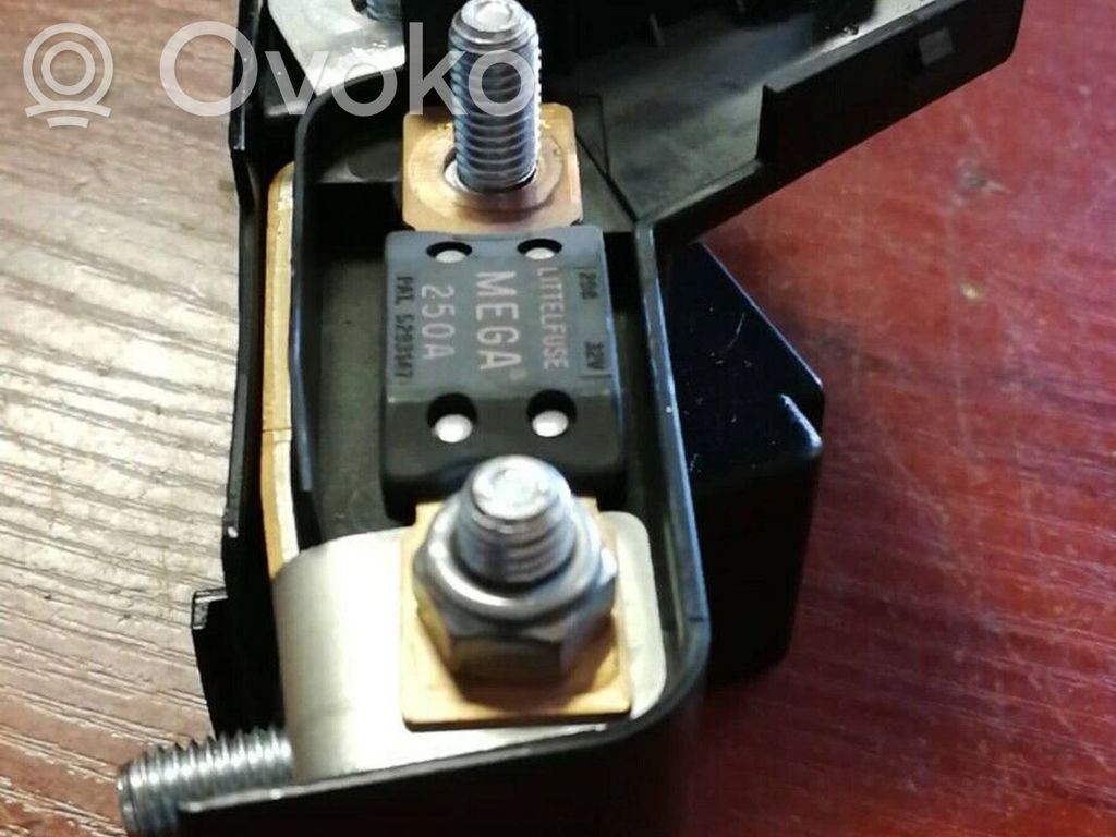 Câble de batterie positif   6861485