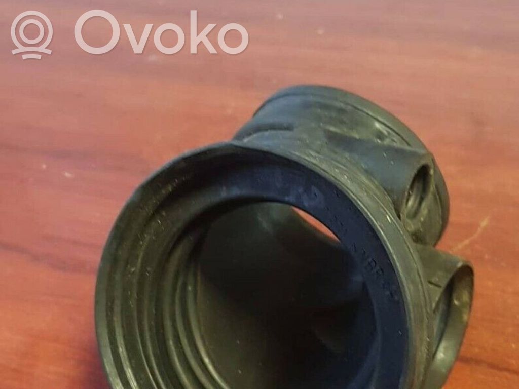BMW 5 E39 Šļūtene (-es) / caurule (-es) 