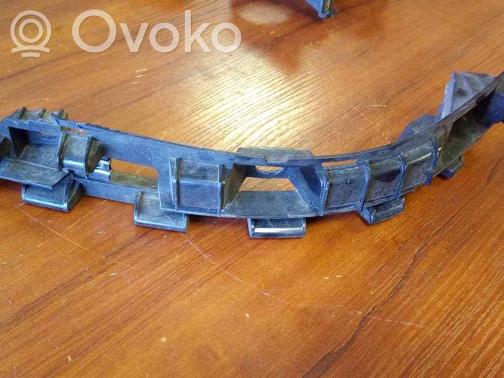 Rear bumper mounting bracket   7123798