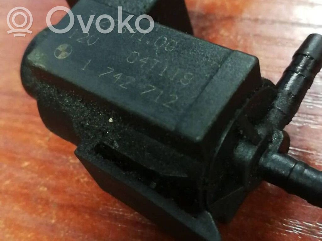 Vakuuma vārsts   1742712