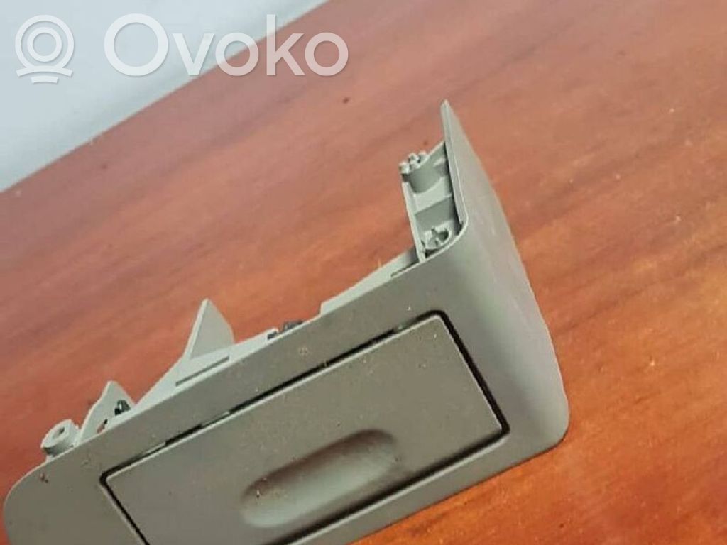 BMW 5 E60 E61 Pelnutrauks 