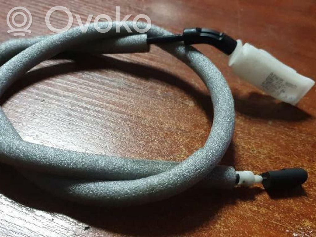 BMW 1 E81 E87 Front door cable line 