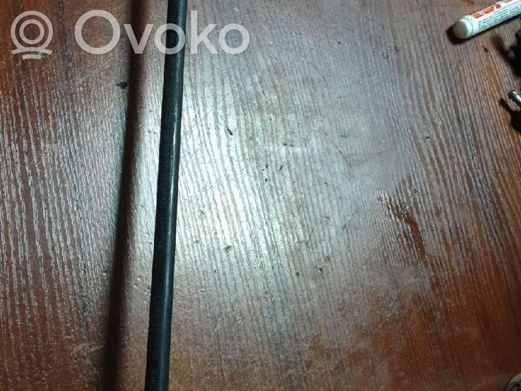 BMW 1 E81 E87 Caurulīte (-es) / šļūtene (-es) 