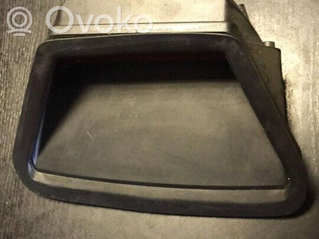 BMW 7 E38 Third/center stoplight 