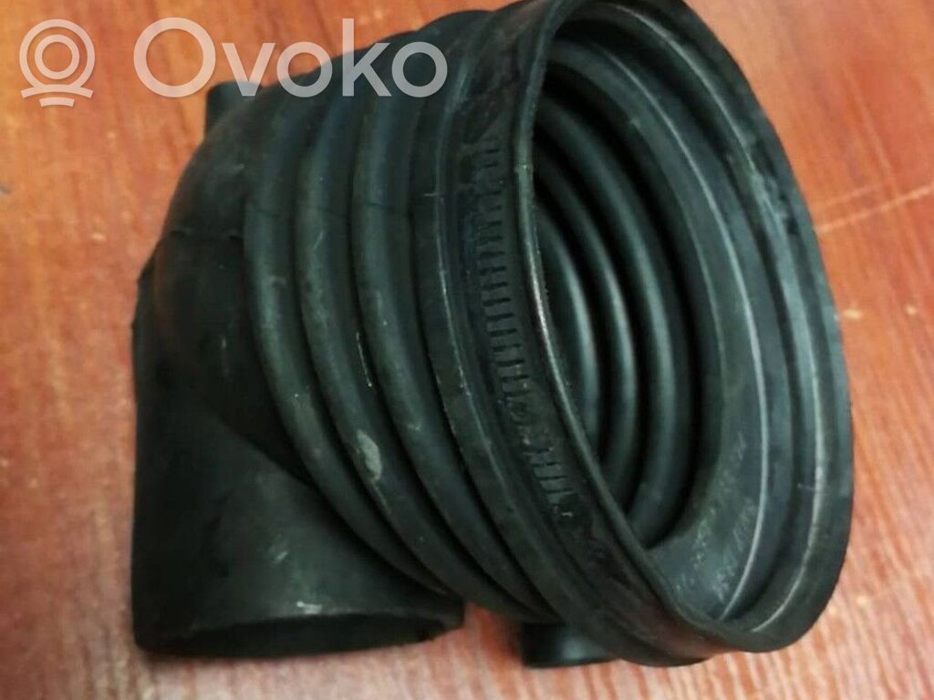 BMW 5 E39 Šļūtene (-es) / caurule (-es) 