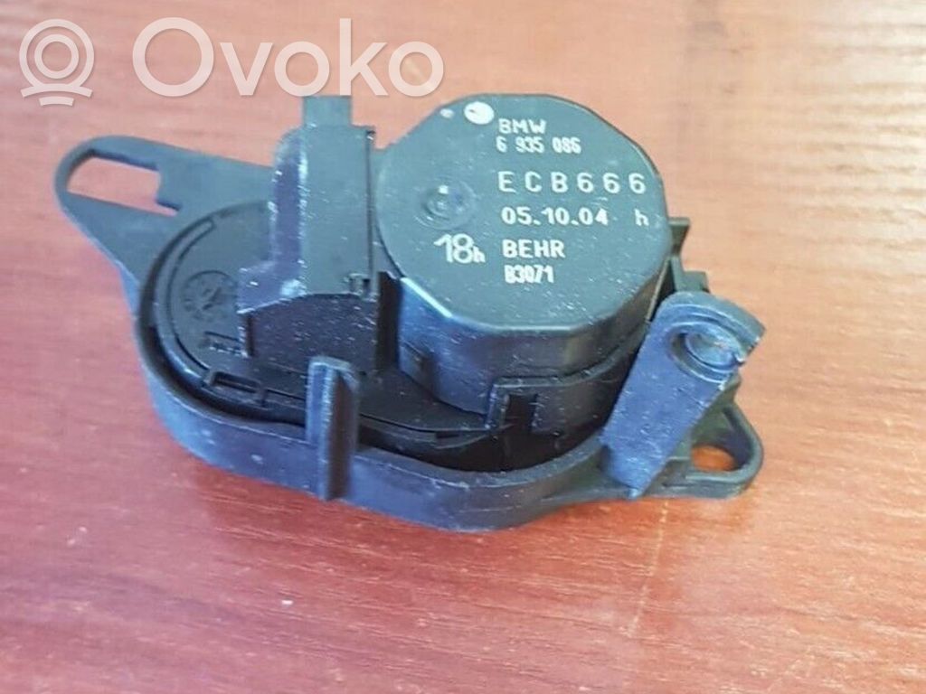 BMW 7 E65 E66 Oro sklendės varikliukas 
