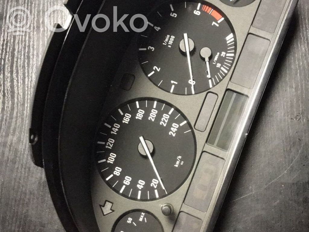 BMW 5 E39 Speedometer (instrument cluster) 