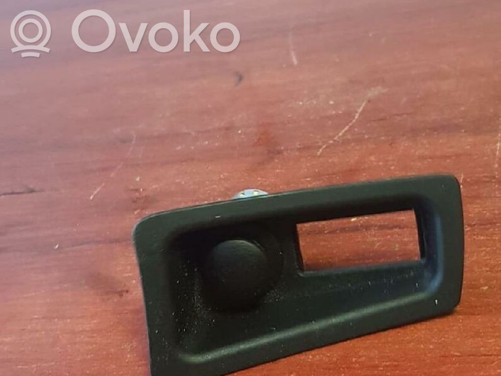 BMW 1 E81 E87 12 V Socket (front) 