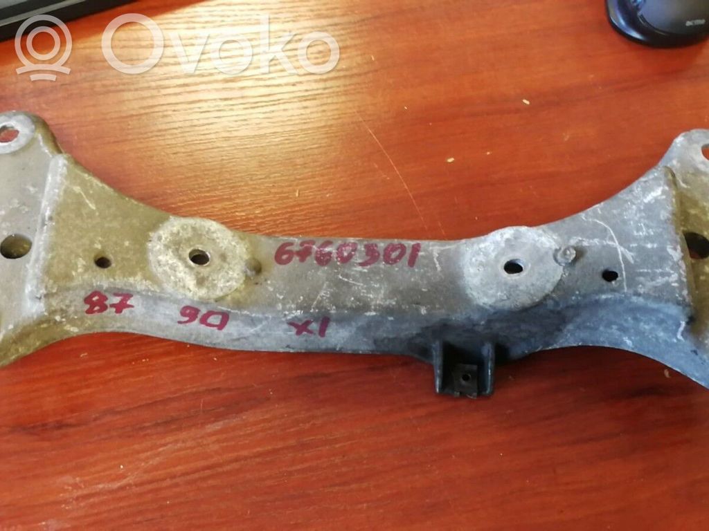 BMW X1 E84 Gearbox mounting bracket 