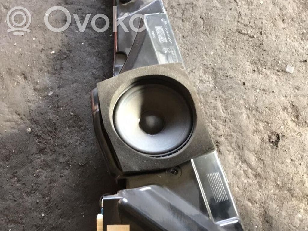 BMW 5 E39 Front door speaker 