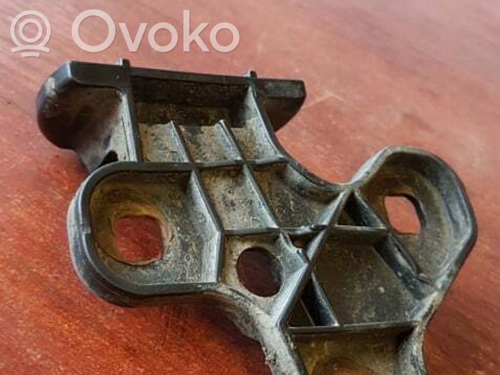 BMW 7 E38 Front bumper mounting bracket 
