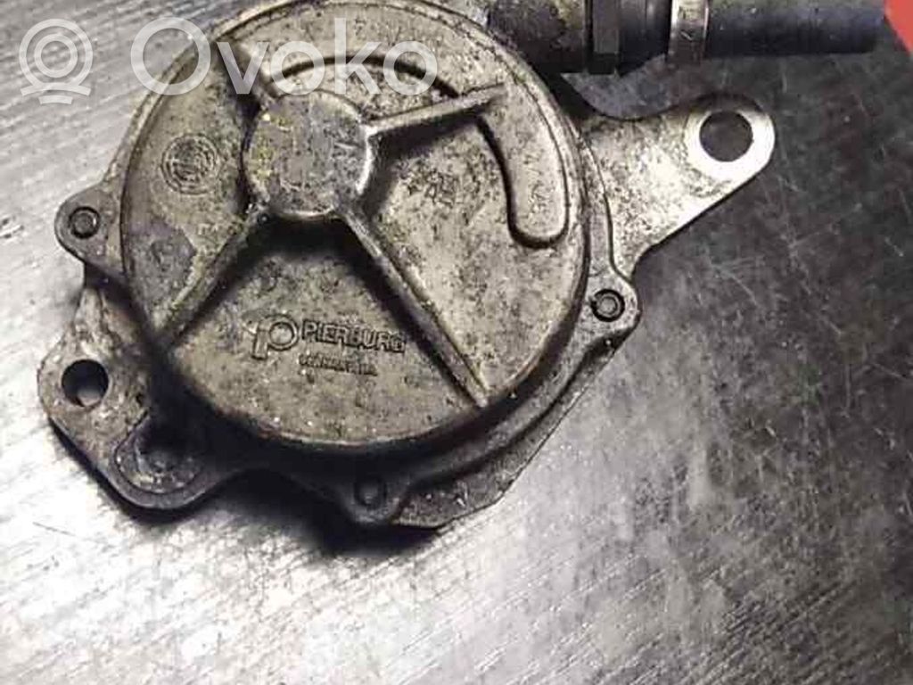 BMW 5 E39 Vacuum pump 