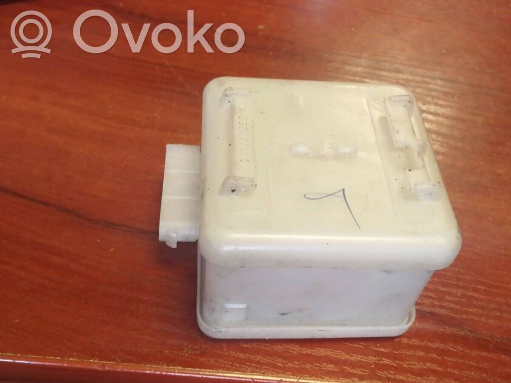 BMW 7 E38 Alarm control unit/module 