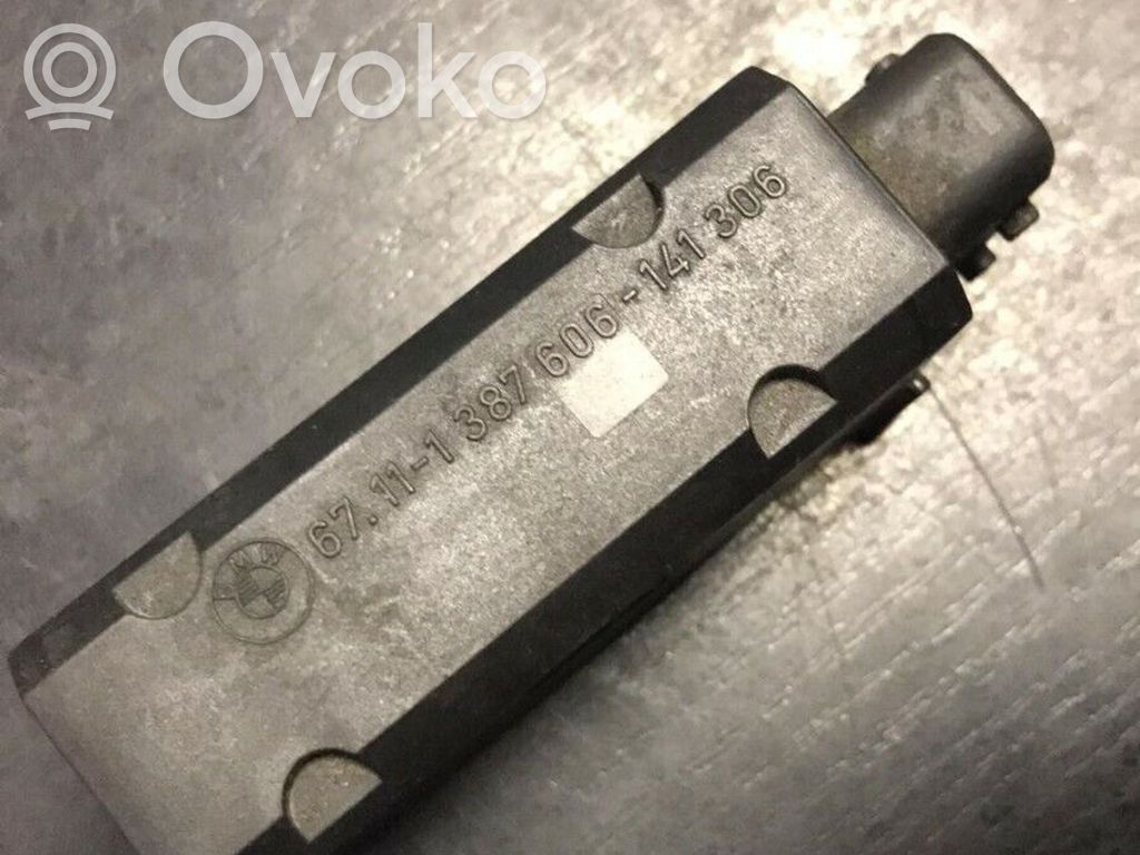 BMW 5 E34 Centrālās atslēgas motoriņš 