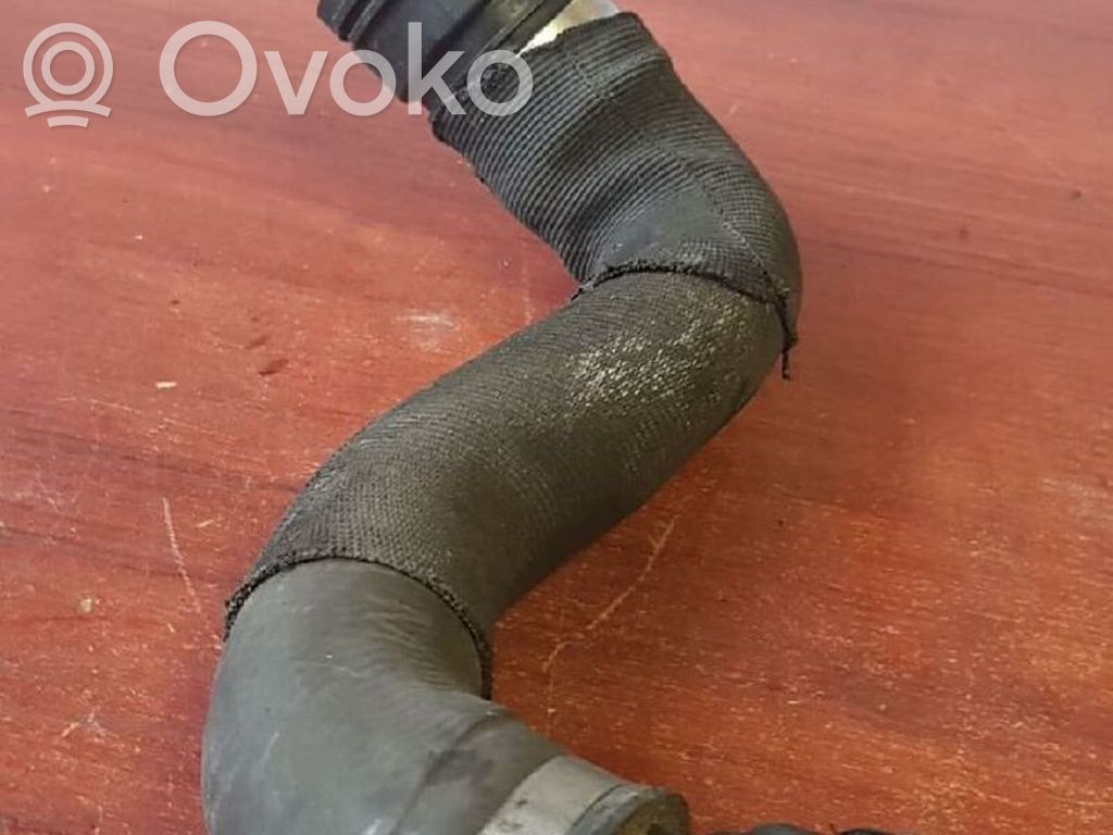 BMW 1 E82 E88 Engine coolant pipe/hose 