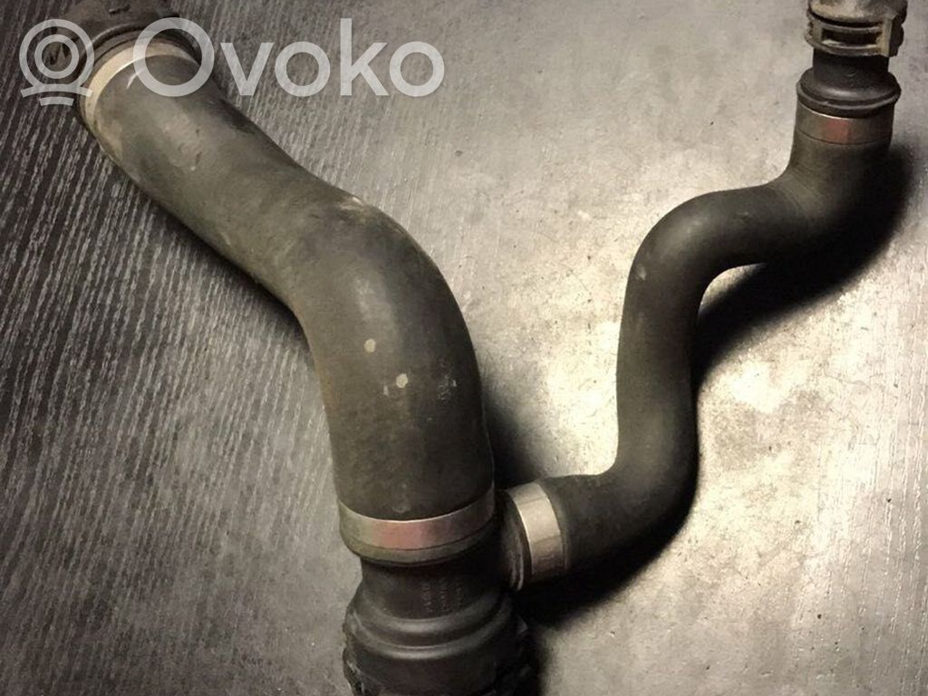 BMW 5 E60 E61 Engine coolant pipe/hose 