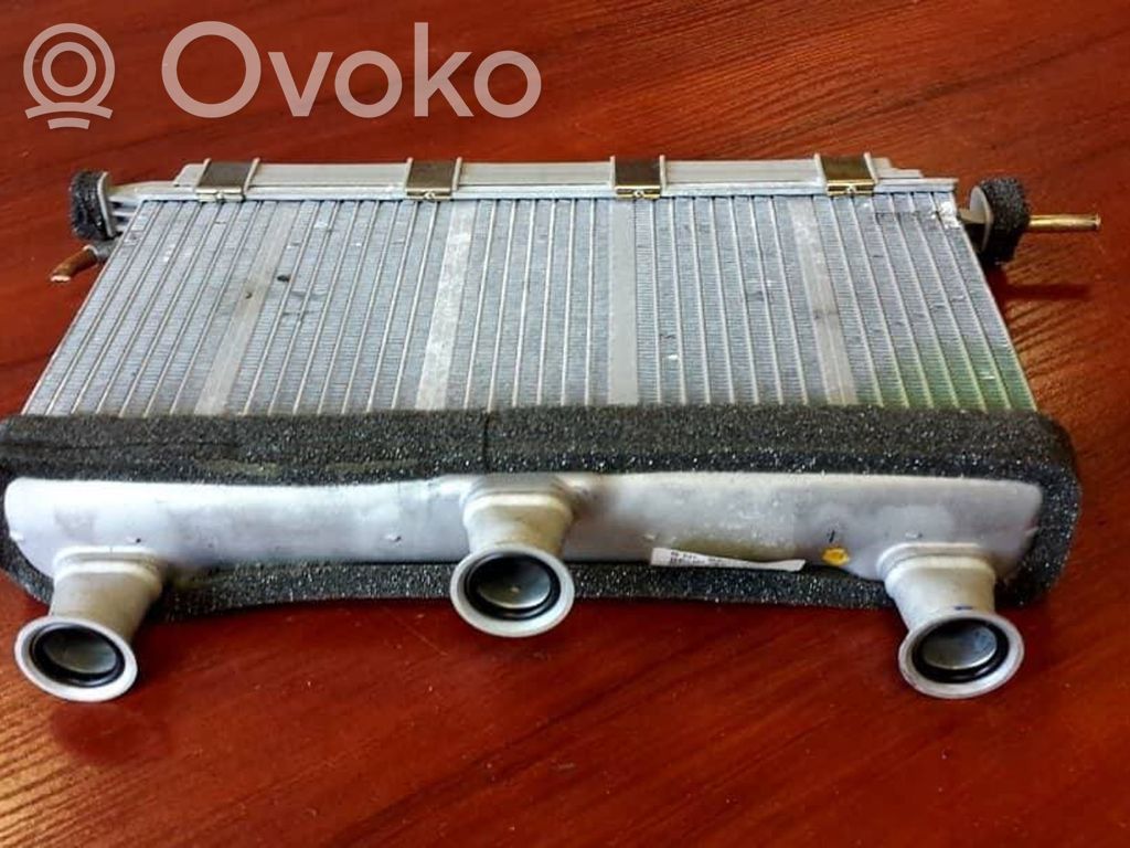 BMW 6 E63 E64 Pečiuko radiatorius 