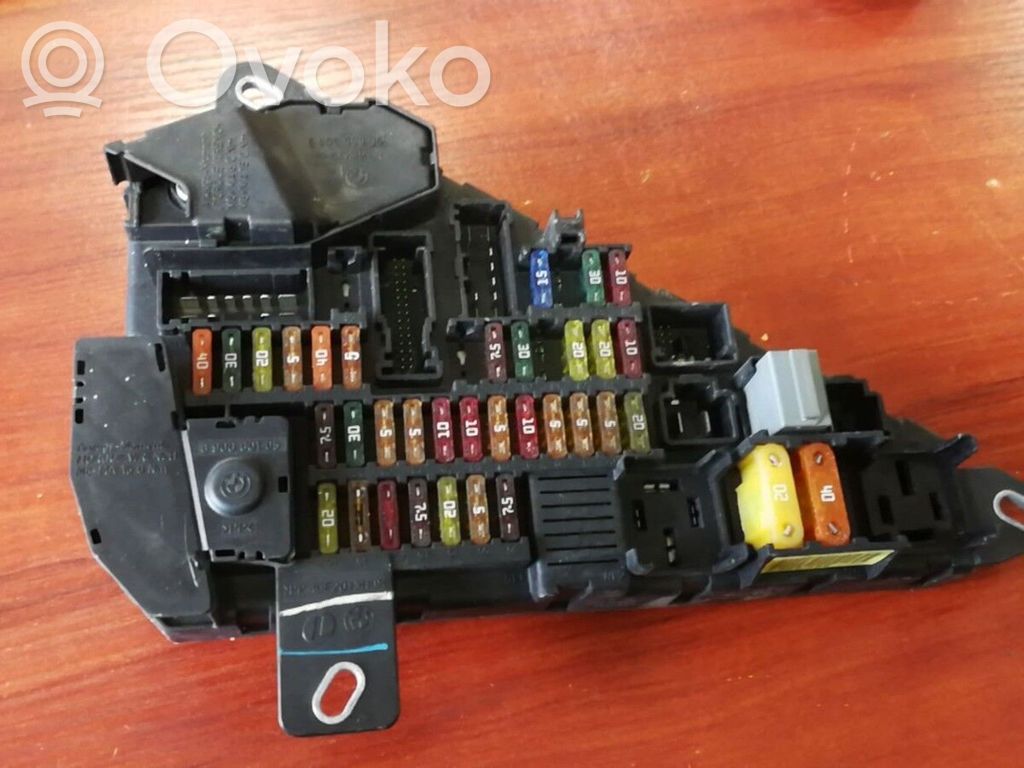 BMW 6 E63 E64 Fuse module 