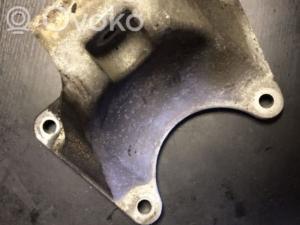 BMW 5 E60 E61 Gearbox mounting bracket 