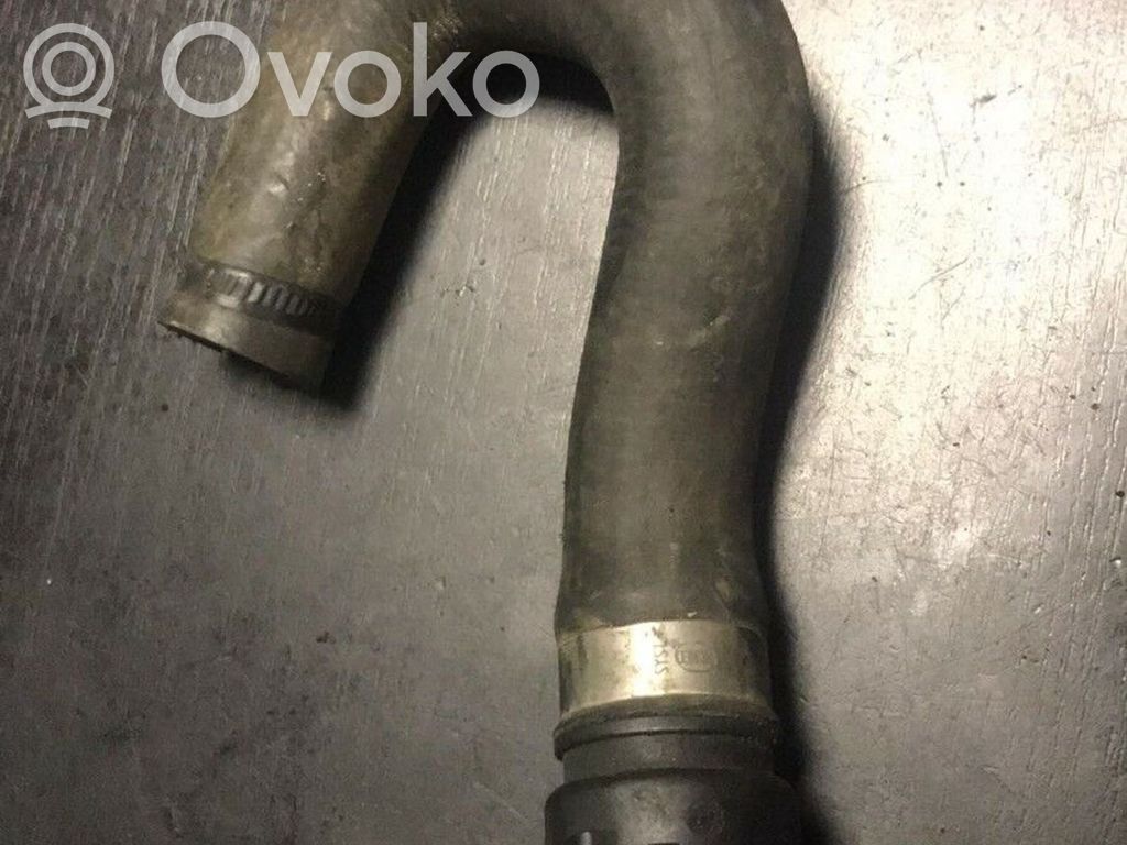 BMW 5 E39 Engine coolant pipe/hose 