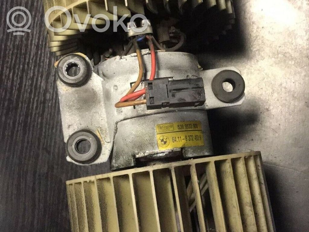BMW 5 E39 Mazā radiatora ventilators 