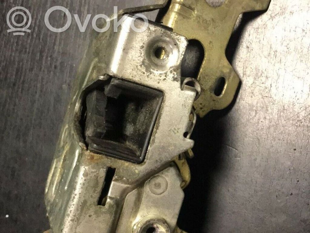 BMW 5 E34 Rear door lock 